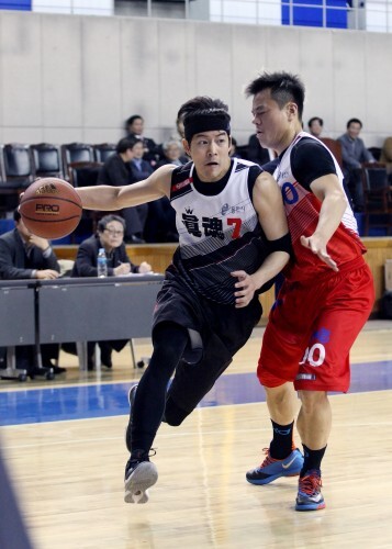 진혼 부동의 3점슈터 이상윤. 결승전에서 허리가 좋지 않았던 이상윤의 외곽포는 부진했다. 대신 이상윤은 부지런히 골밑을 파고 들어 9점을 올려 팀 우승에 한 몫을 해냈다. 