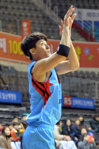'3점슛 셔터' 에체능의 곽희훈이 3점슛을 쏘고 있다.